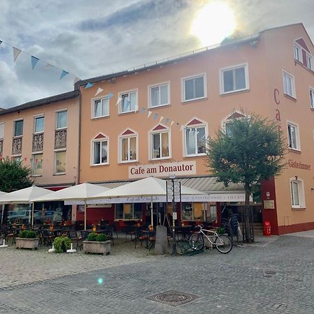 Cafe Am Donautor Hotel Kelheim Exterior foto